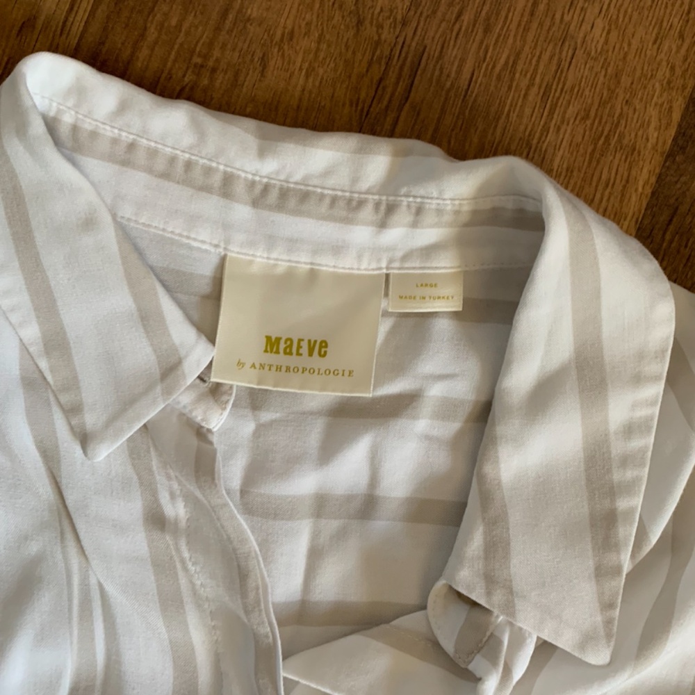 Maeve Button Down Tie Front Top - Picture 7 of 13